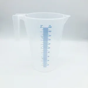 Memegang Lebih dari 6 Pint (64Oz) Cangkir Tuang 2 Liter Kendi Pencampur BPA Bebas 2000Ml Kendi Pengukur Plastik Lulus