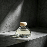 Bouteille diffuseur de parfum en verre de luxe vide personnalisée 100 ml avec bouchon en liège, grande capacité pour huiles essentielles et parfums