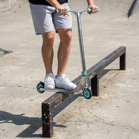 Trottinette Pro en Alliage de Qualité Aéronautique OEM d'Usine pour Riders Avancés avec Roulements ABEC-9 Haute Vitesse et Frein à Garde-Boue Robuste