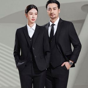 Costume Punjabi avec broderie artisanale, modèles de blazers de mariage pour hommes, et de costumes formels de bureau coupe ajustée pour femmes - Product Image 1