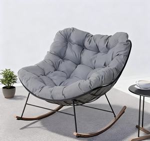 Poltrona da Camera da Letto e Balcone in Ferro Battuto con Gambe in Legno, Comoda Sedia per il Relax - Product Image 1