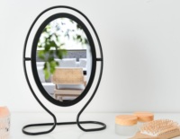 Vente en gros, cadre en métal moderne, vanité de Table, miroir cosmétique de maquillage ovale noir