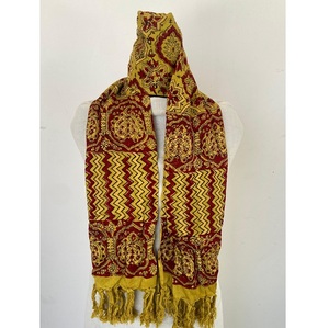 ไรออนเนื้อนุ่มออกแบบได้ในระดับพรีเมียมพิมพ์ลาย ajrakh เครื่องที่ทำด้วยมือสามารถล้างทำความสะอาดได้น้ำหนักเบาสำหรับการจัดแต่งทรงผมในชีวิตประจำวันที่สง่างาม - Product Image 2