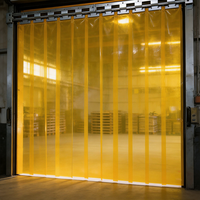Rideau à bandes en PVC jaune haute visibilité pour la séparation des portes industrielles et des entrepôts