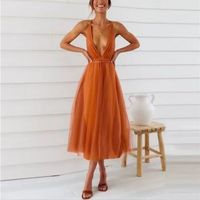 Vente en gros de vêtements pour femmes robes à enfiler pour dames nouvelle boîte de nuit sexy robe de demoiselle d'honneur décontractée en maille et fluide pour femmes