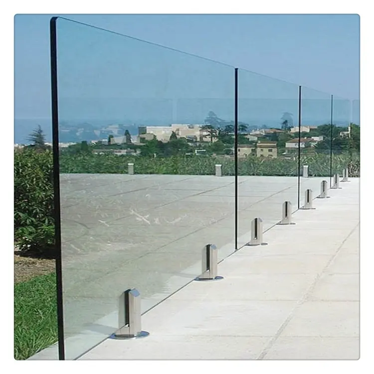 Qualifizierte 4 mm 5 mm 6 mm 8 mm 10 mm 12 mm dicke transparente gehärtete Glasplatten für Sicherheit Preis in m2 für Gebäudewand Fenstertür Poolzaun