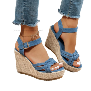 Nouvelles sandales compensées à plateforme pour femmes, style été, semelle épaisse en jean, grandes sandales romaines tissées, vente en gros - Product Image 5