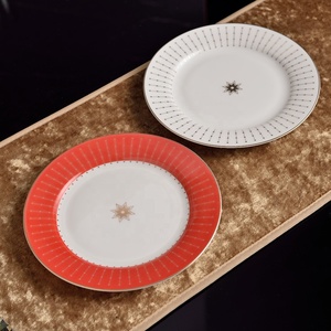 Juego de Vajilla de Porcelana China de Alta Calidad con Diseño de Estrellas Rosadas, Estilo Ruso, 24 Piezas, para Uso en Hoteles y Restaurantes - Product Image 2
