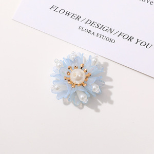 Perles en verre en gros, breloques fleurs <span class=keywords><strong>muguet</strong></span> pour la fabrication de pinces à cheveux perlées faites main et fournitures de bijoux DIY - Product Image 3