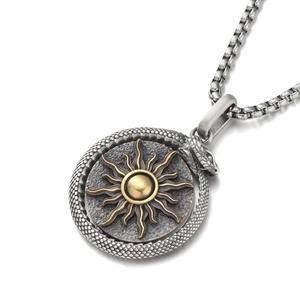 Collier en acier inoxydable avec pendentif soleil, médaille pièce, design personnalisé, bijoux vintage tendance, chaîne pour homme, serpent Ouroboros - Product Image 5
