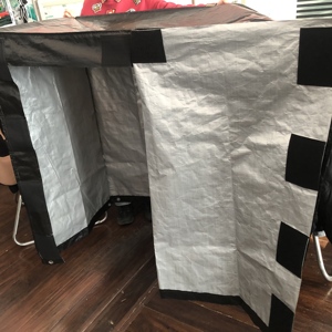 Bâche en PE tissé durable, résistante aux intempéries, aux UV et imperméable pour le stockage extérieur du <span class=keywords><strong>bois</strong></span> et des grumes - Product Image 2