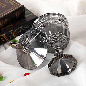 Pot <span class=keywords><strong>à</strong></span> bonbons en <span class=keywords><strong>verre</strong></span> <span class=keywords><strong>de</strong></span> cristal européen, style européen, cigarette, tasse <span class=keywords><strong>de</strong></span> bonbons gris, conteneur <span class=keywords><strong>de</strong></span> <span class=keywords><strong>rangement</strong></span>, <span class=keywords><strong>à</strong></span> pieds hauts, billets ménagers - Product Image 4