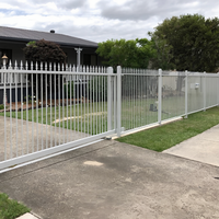 Panneaux de clôture en acier sur mesure, vente directe d'usine, clôture de piscine, écran métallique, clôture de jardin