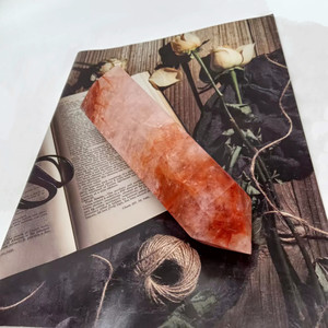Torre de cristal rojo de cuarzo con fuego Natural, cristales curativos, varita de punto - Product Image 5