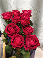 Groothandel Kunstmatige Fluweelrode Rozen Bloemstukken Realistisch Zacht voor Bruiloft Afstuderen Kerst Evenementen Feesten Huisdecoratie