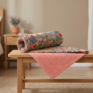 Couettes en gros par carton, format Queen 152x203cm, 300g/m², 100% coton imprimé, couette simple pour hôtels et usage domestique - Product Image 1