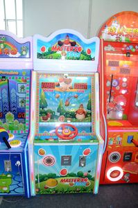 Máquina de Juego Electrónica Operada con Monedas para Niños, Juego de Atrapar Huevos del Maestro - Product Image 6