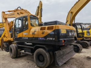 Global Delivery Crawler Hydraulic Used <b>Excavator</b> <b>Machine</b> HYUNDAI 210W-7 210W-9 150LC 220LC Second Hand <b>Excavator</b> - Product Image 5