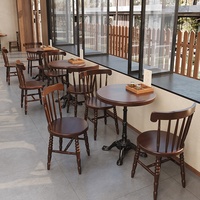 Vintage-Stil Massivholz Restaurant-Tisch- und Stuhl-Set für Café, Milchtee-Laden, Hotel Esstisch-Stühle für Kaffeehäuser