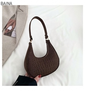 Vente en gros à bas prix de sac à main portable pour femmes sac de <span class=keywords><strong>selle</strong></span> simple décontracté style étranger - Product Image 1