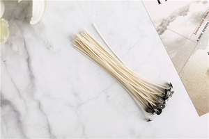 Stoppini per Candele in Cotone Pre-Imbottigliati HTP CD 6 14 18 di Alta Qualità, Senza Piombo, per la Realizzazione di Candele in Cera di Soia - Product Image 3