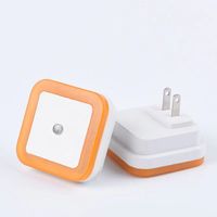 Luces de noche inteligentes, luz nocturna de pared con enchufe, Sensor de luz automático, luz LED nocturna para baño, hogar, cocina, pasillo, escalera, dormitorio