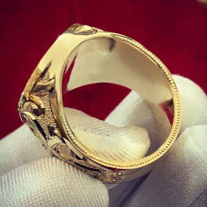 Anello Sigillo da Uomo F646 in Oro Massiccio 18K con Aquila, Gioiello Religioso Cristiano per Uso Quotidiano - Product Image 4