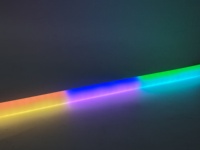 Tube lumineux SPI Chasing RGB 25mm 360 ° Éclairage 3D flexible SK6812, bande néon RGB colorée, application/télécommande pour la décoration de bar/discothèque