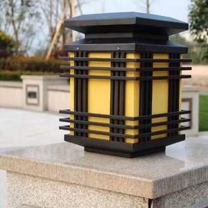 Lampe de colonne carrée en fer LED d'extérieur, lampe murale étanche, lampe de jardin, éclairage décoratif à intensité variable pour cour et villa - Product Image 3