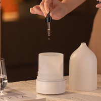 Diffuseur d'huiles essentielles électrique ultrasonique en forme de vase de 120 ml, lumière LED à 7 couleurs changeantes, humidificateur à brume froide USB pour la maison