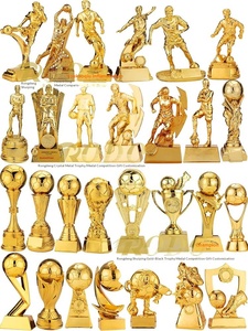 Trofeo da Portiere in Resina Placcato Oro, Scarpe da Calcio Personalizzate, Premio Top Scorer per Calciatori, <span class=keywords><strong>Ballon</strong></span> <span class=keywords><strong>d</strong></span>'<span class=keywords><strong>Or</strong></span> per Tifosi, Stampa a Colori Cina - Product Image 5
