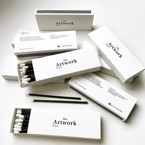 Boîte <span class=keywords><strong>d</strong></span>'<span class=keywords><strong>allumettes</strong></span> en carton rouge personnalisée avec des <span class=keywords><strong>allumettes</strong></span> en bois - Utilisation pour mariage, sécurité, écologique et recyclable - Product Image 3