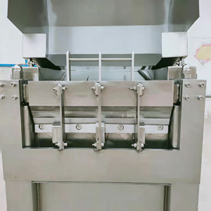 Machine à découper la <span class=keywords><strong>viande</strong></span> congelée 2-3T/H, machine à découper la <span class=keywords><strong>viande</strong></span> congelée commerciale pour les côtes de porc, le poulet, le canard, le <span class=keywords><strong>poisson</strong></span>, hachoir à <span class=keywords><strong>viande</strong></span> congelée 2-3T/H - Product Image 3