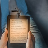 Mini lampe de lecture LED pliable rechargeable par USB avec commande tactile et lumière réglable pour la salle de lecture