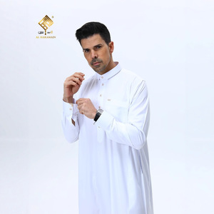 Haya 2025 White Thobe Ropa islámica para hombres Elegante túnica larga modesta con botones de <span class=keywords><strong>Al</strong></span> <span class=keywords><strong>Haramain</strong></span> - Product Image 2