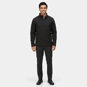 Veste Softshell Homme Personnalisée Imperméable et Respirante pour Randonnée et Course en Hiver - Product Image 1