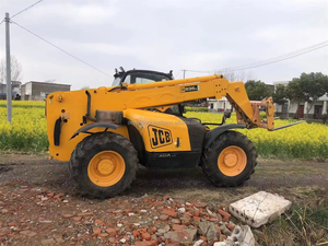 Chariot télescopique 4x4 JCB 535-95 en état d'origine avec sortie en forme de X et flèche télescopique de 9.5m fabriqué au Royaume-Uni JCB 535-95 - Product Image 2
