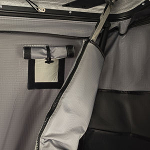 Tentes de toit à coque dure pour SUV de voiture toutes saisons Tentes de toit automatiques en alliage d'aluminium verticales pour <span class=keywords><strong>camping</strong></span>-<span class=keywords><strong>car</strong></span> Tentes de toit pour 2-4 personnes - Product Image 5