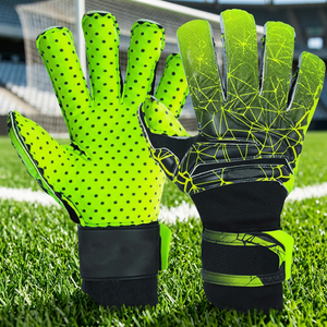 Blue Eagle Sports Gants de gardien de but en caoutchouc personnalisables haute Performance Adultes Poignée antidérapante Conception respirante Crochet réglable - Product Image 3