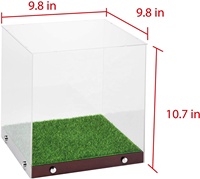 Boîte de présentation de ballon de football en acrylique transparent sur mesure avec base en herbe pour objets de collection sportifs – Vente en gros