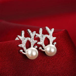 Boucles d'oreilles clous en or blanc avec perle de culture ronde de qualité AAA, en argent 925 plaqué rhodium, bijoux festifs pour femmes - Product Image 3