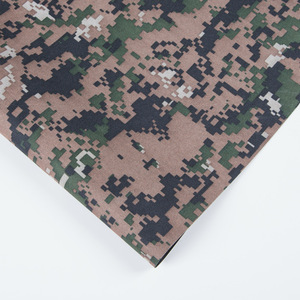 Tissu imprimé <span class=keywords><strong>camouflage</strong></span> 100 % polyester Oxford 600D 350 g/m² à prix d'usine pour sacs de filles, rideaux et vêtements - Antistatique - Product Image 6