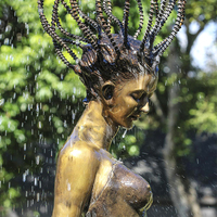 Sculpture d'art humain moderne Statue de fontaine de femme nue en bronze grandeur nature danseuse sexy en technique de coulée