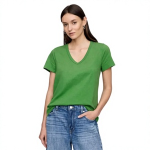 Nouveau style de t-shirt pour femmes à col en V, tissu en coton extensible doux, coupe ajustée, haut décontracté, fournisseur de vêtements en gros à marque privée - Product Image 1