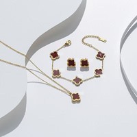 Vente en Gros Ensemble de Bijoux Plaqué Or 18 Carats en Acier Inoxydable Trèfle à Quatre Feuilles 15 MM Bracelet Trèfle Porte-Bonheur Mode