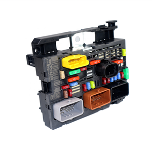Boîte à fusibles 9807028580 9661281580 BSM-R02 pour <span class=keywords><strong>Peugeot</strong></span> <span class=keywords><strong>3008</strong></span> 407 5008 Citroën C4 C6 - Product Image 5