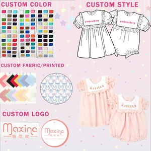 Body Estivo per Neonata con Colletto Peter Pan e Ricamo Floreale Smock Fatto a Mano, Maniche a Sbuffo, Personalizzabile, Maxine - Product Image 4