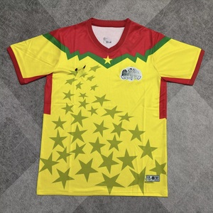 เสื้อฟุตบอลเบอร์กินาฟาโซ 2526 เบร์ทรันด์ ตราอเร่ และ กุสตาโว ซังการ์ เสื้อแขนสั้นแห้งเร็ว ระบายอากาศดี ออกแบบโดยเบอร์กินาฟาโซ - Product Image 3
