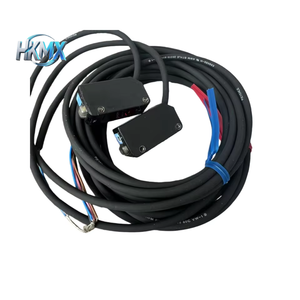 โฟโตอิเล็กทริคเซนเซอร์แบบสแตนด์อโลน KEYENCE PZ-M51P รุ่นใหม่ล่าสุด แบบสี่เหลี่ยมชนิดสายเคเบิล - Product Image 1