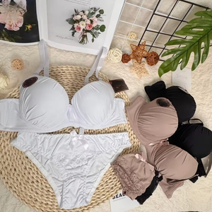 Ensemble soutien-gorge et culotte pour femme, uni, avec nœud décoratif, bordure en dentelle, fermeture dorsale, soutien-gorge push-up, lingerie sexy avec string - Product Image 2
